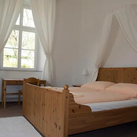 Guest house Zamek 3*