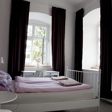Zamek Guest house 3*