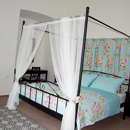 Guest house Zamek 3*