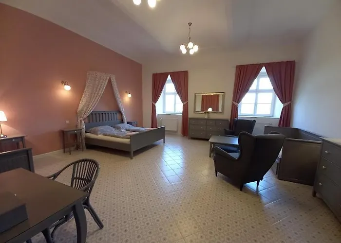Gasthof Zámek 3*