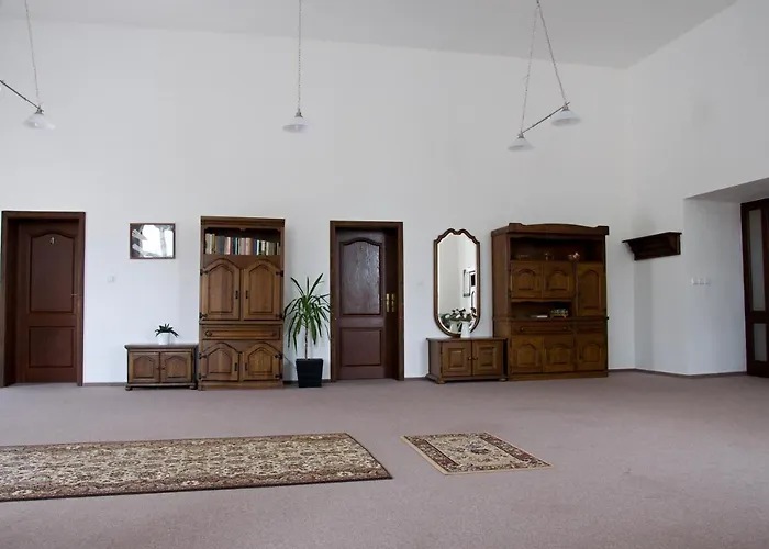 Gasthof Zámek Rozsochatec